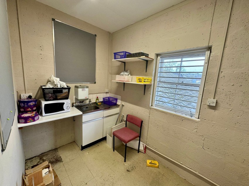 Images for Bridge Street, Haverfordwest, SA61 EAID:2884406164 BID:6e036efe-2661-428f-b5bf-a0a4ec799e22