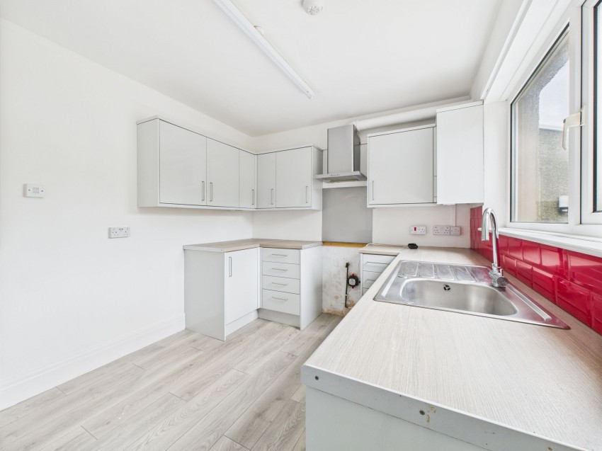 Images for Precelly Place, Milford Haven, SA73 EAID:2884406164 BID:6e036efe-2661-428f-b5bf-a0a4ec799e22