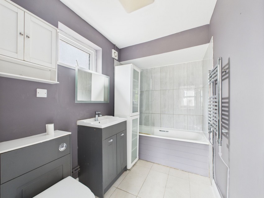 Images for Precelly Place, Milford Haven, SA73 EAID:2884406164 BID:6e036efe-2661-428f-b5bf-a0a4ec799e22