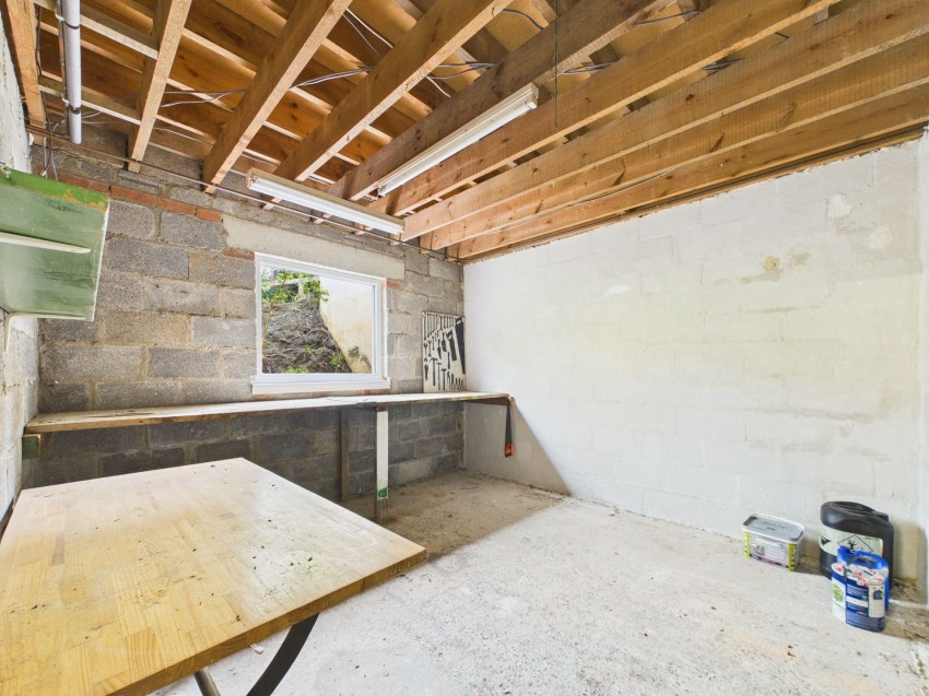 Images for Neyland Vale, Neyland, SA73 EAID:2884406164 BID:6e036efe-2661-428f-b5bf-a0a4ec799e22