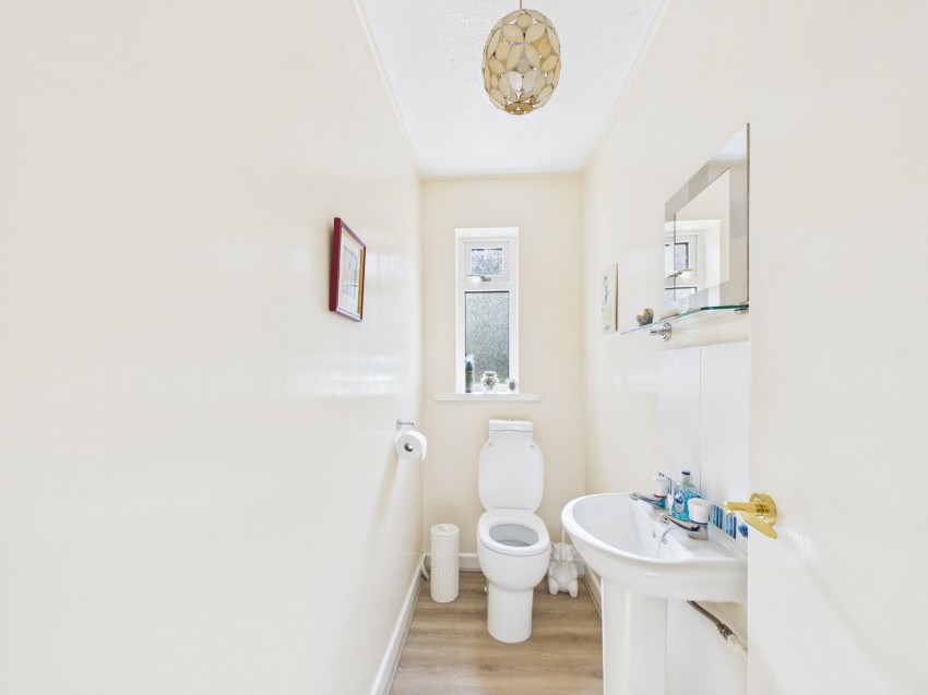 Images for Neyland Vale, Neyland, SA73 EAID:2884406164 BID:6e036efe-2661-428f-b5bf-a0a4ec799e22