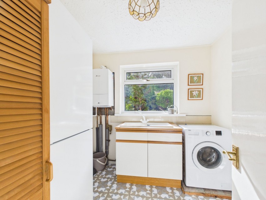 Images for Neyland Vale, Neyland, SA73 EAID:2884406164 BID:6e036efe-2661-428f-b5bf-a0a4ec799e22