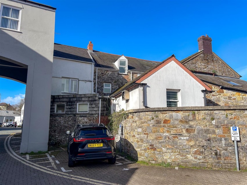 Images for 43-45 Old Bridge, Haverfordwest SA61 2EZ EAID:RKLUCASAPI BID:1