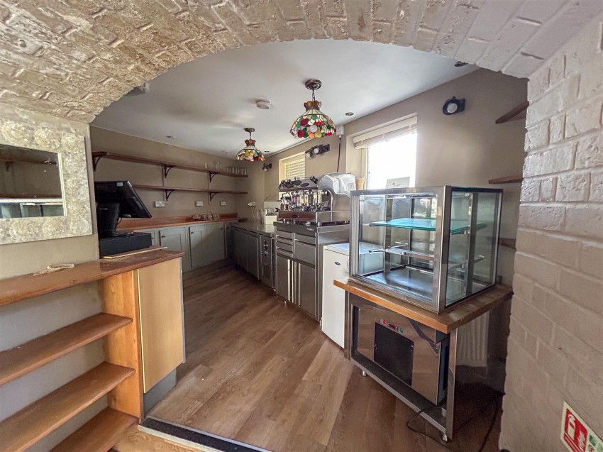 Images for 43-45 Old Bridge, Haverfordwest SA61 2EZ EAID:RKLUCASAPI BID:1