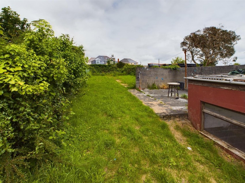 Images for 19 Pill Lane, Milford Haven EAID:RKLUCASAPI BID:1