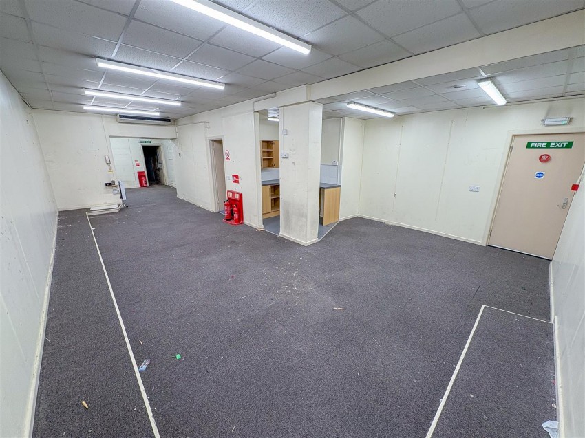 Images for Unit 1, 45a High Street, Haverfordwest EAID:RKLUCASAPI BID:1