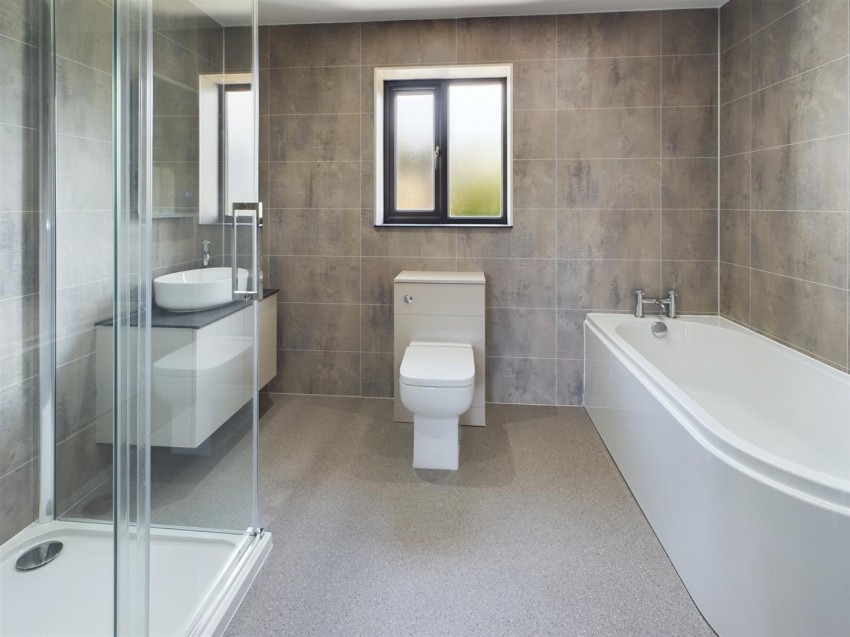 Images for 15 Ashmoor Gardens, Houghton SA73 1PQ EAID:RKLUCASAPI BID:1