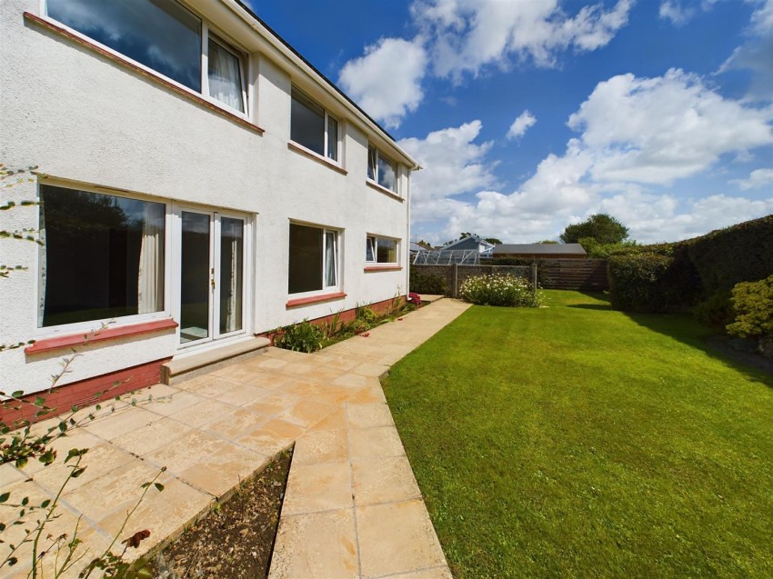 Images for 125 Pembroke Road, Haverfordwest EAID:RKLUCASAPI BID:1