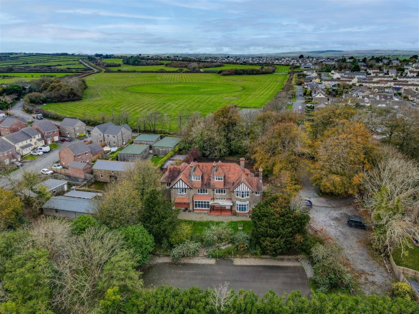 Images for Glenover House, Scarrowscant Lane, Haverfordwest EAID:RKLUCASAPI BID:1