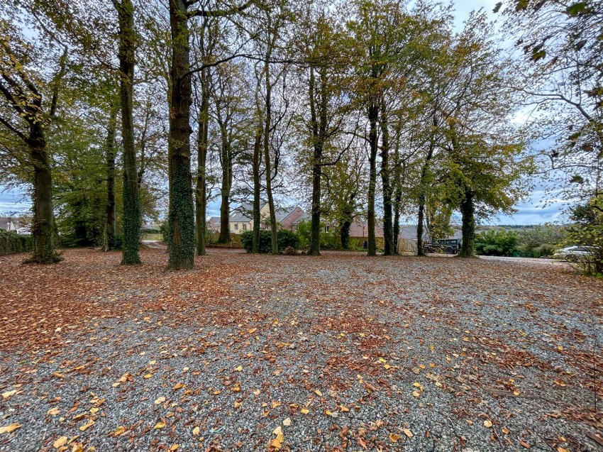 Images for Glenover House, Scarrowscant Lane, Haverfordwest EAID:RKLUCASAPI BID:1