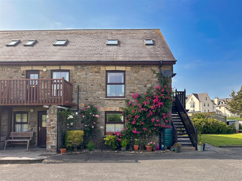 Images for 9 The Coach house, Broadhaven, Haverfordwest EAID:RKLUCASAPI BID:1