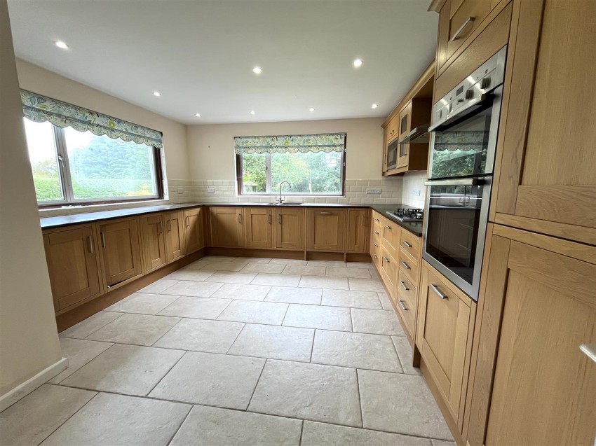 Images for 63 Pembroke Road, Haverfordwest EAID:RKLUCASAPI BID:1