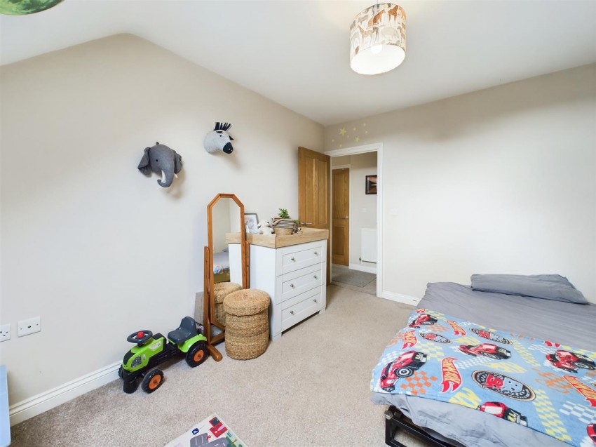 Images for 6 Boot & Shoe Close, Crundale, Haverfordwest EAID:RKLUCASAPI BID:1
