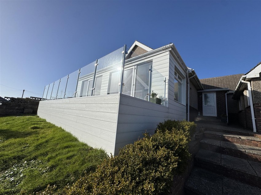 Images for Avalon, Pointfields Crescent, Hakin EAID:RKLUCASAPI BID:1