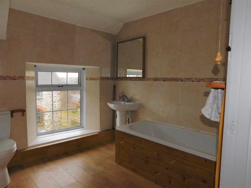 Images for Wiston, Haverfordwest EAID:RKLUCASAPI BID:1
