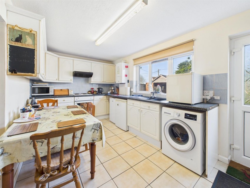 Images for 13 Alban Crescent, Waterston, Milford Haven EAID:RKLUCASAPI BID:1