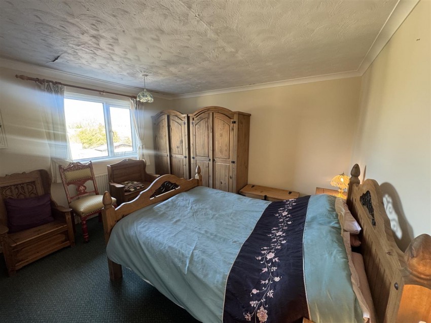 Images for 13 Alban Crescent, Waterston, Milford Haven EAID:RKLUCASAPI BID:1