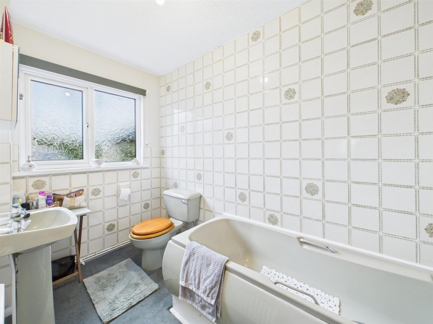 Images for 6 Shakespeare Close, Haverfordwest EAID:RKLUCASAPI BID:1