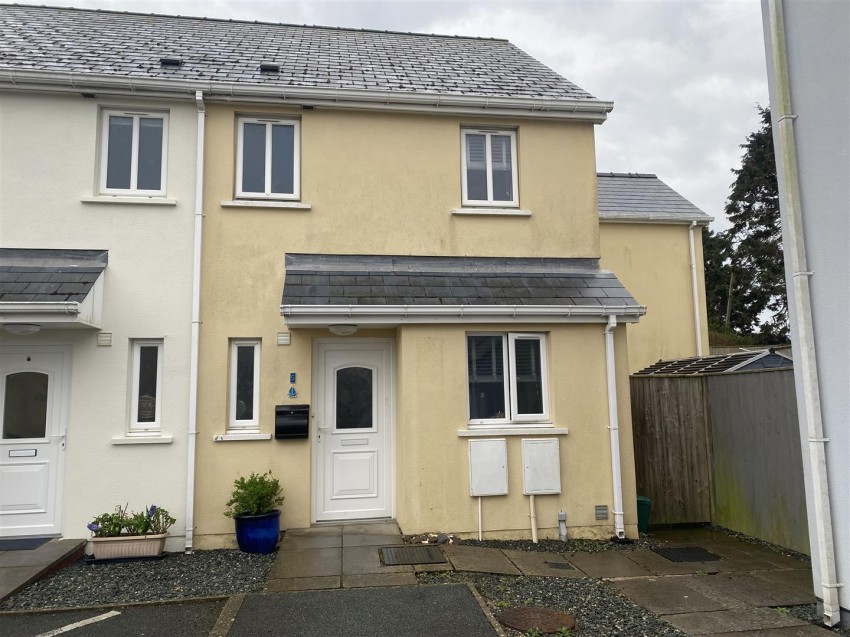 Images for 5 Goughs Court, Milford Haven EAID:RKLUCASAPI BID:1