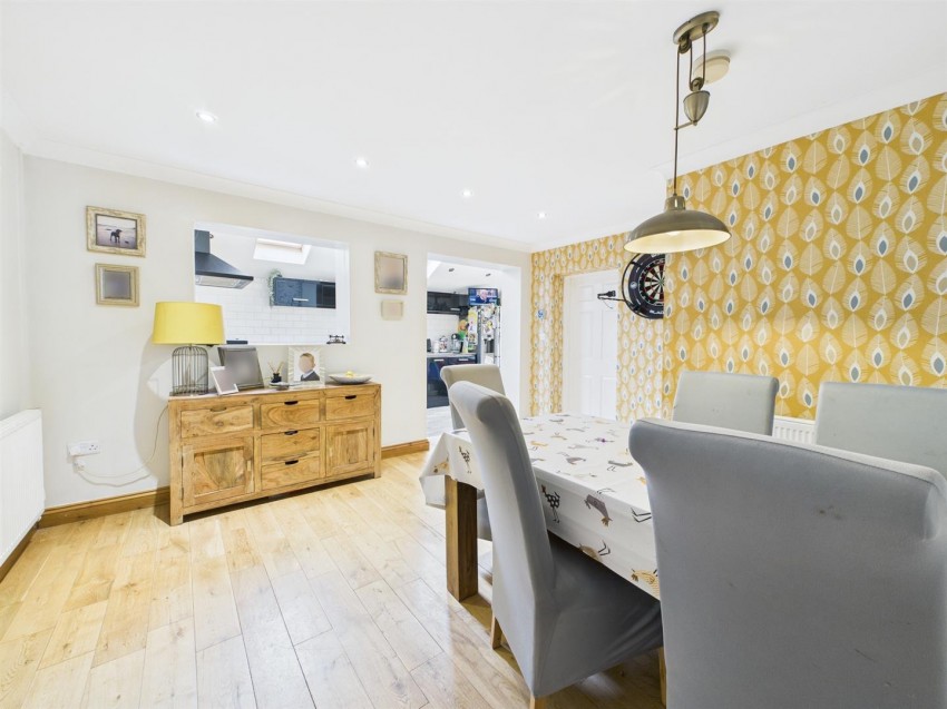 Images for 5 Goughs Court, Milford Haven EAID:RKLUCASAPI BID:1