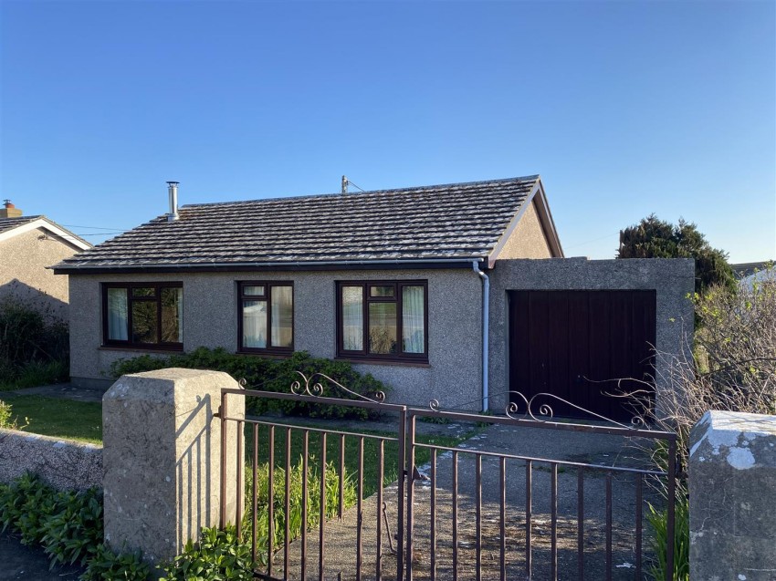 Images for 2 Church Close, Marloes EAID:RKLUCASAPI BID:1