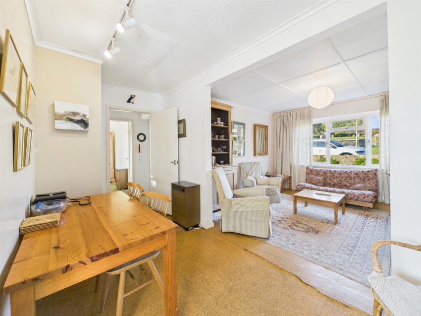 Images for 2 Church Close, Marloes EAID:RKLUCASAPI BID:1