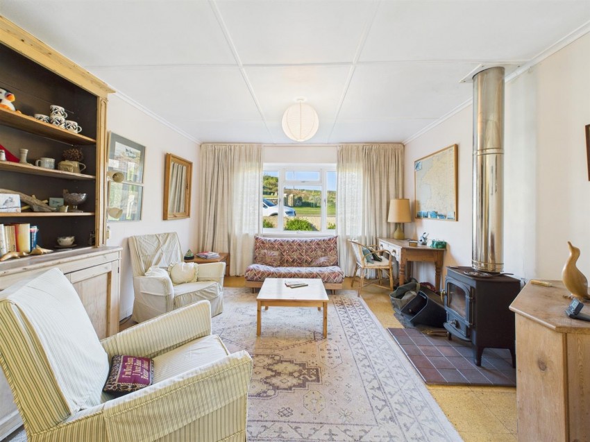 Images for 2 Church Close, Marloes EAID:RKLUCASAPI BID:1
