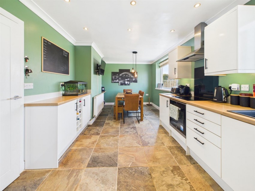 Images for 47 The Close, Johnston, Haverfordwest EAID:RKLUCASAPI BID:1