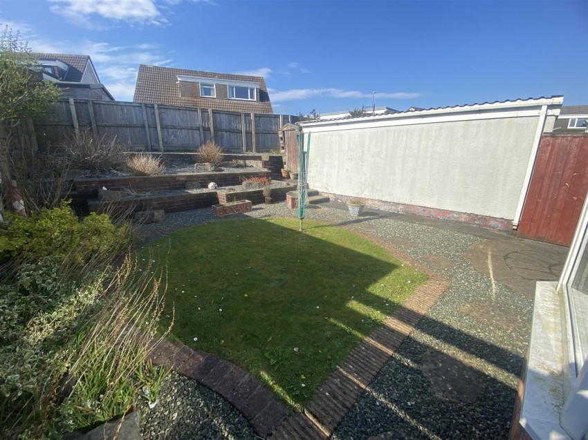 Images for 10 Clover Park, Haverfordwest EAID:RKLUCASAPI BID:1