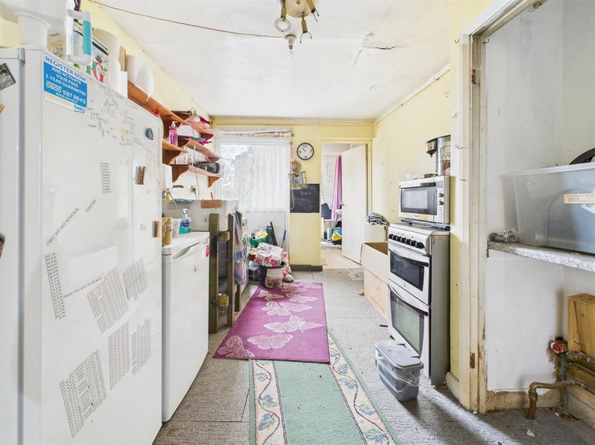 Images for 58A Prendergast, Haverfordwest EAID:RKLUCASAPI BID:1