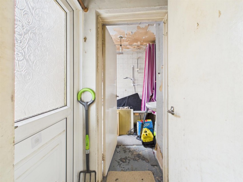 Images for 58A Prendergast, Haverfordwest EAID:RKLUCASAPI BID:1