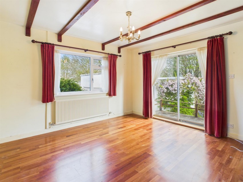 Images for 9 Priory Lodge Close, Milford Haven EAID:RKLUCASAPI BID:1