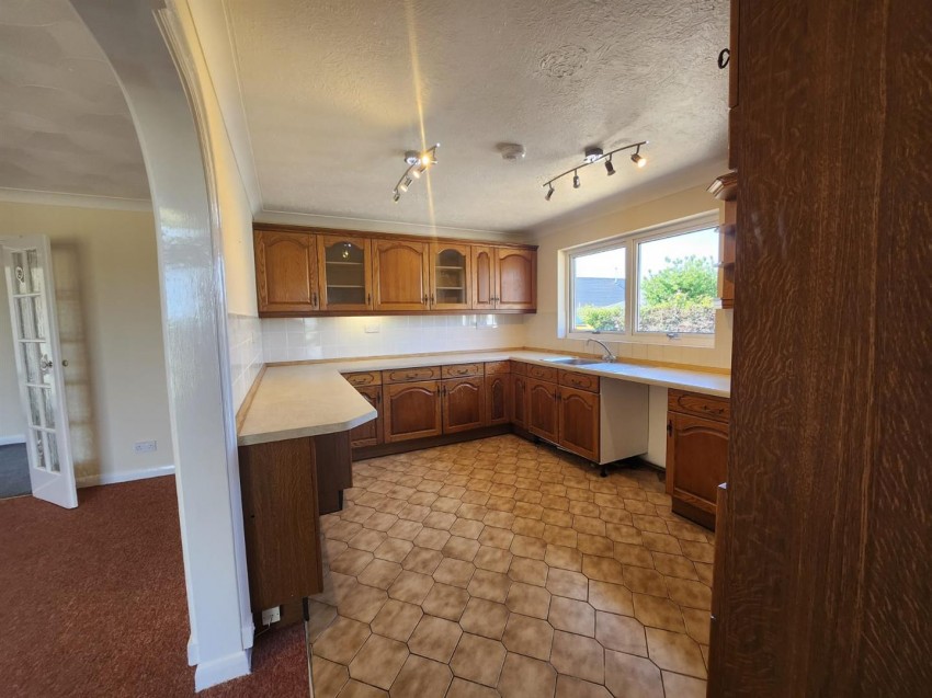 Images for Plumtree Drive, Camrose, Haverfordwest EAID:RKLUCASAPI BID:1