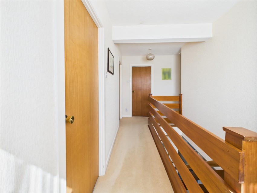 Images for 34 Clover Park, Haverfordwest EAID:RKLUCASAPI BID:1