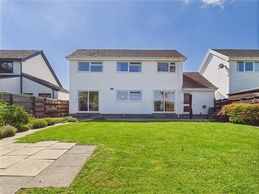 Images for 34 Clover Park, Haverfordwest EAID:RKLUCASAPI BID:1