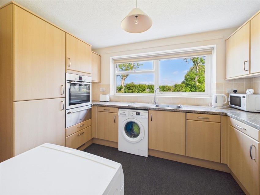 Images for 34 Clover Park, Haverfordwest EAID:RKLUCASAPI BID:1