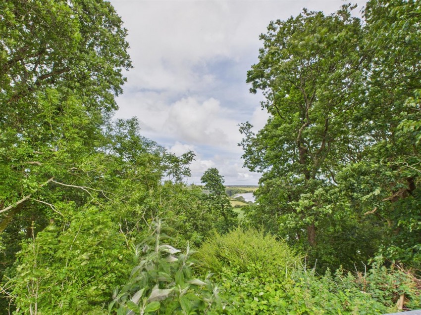 Images for 70 New Road, Hook, Haverfordwest EAID:RKLUCASAPI BID:1