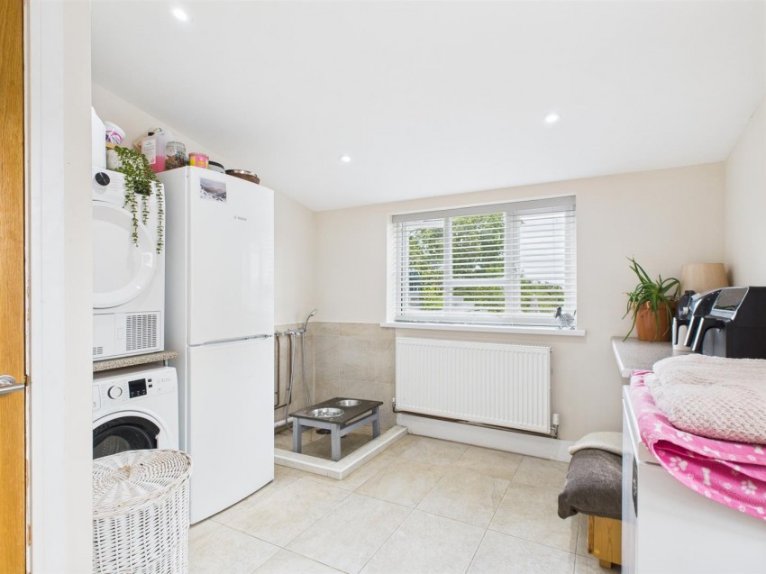 Images for 70 New Road, Hook, Haverfordwest EAID:RKLUCASAPI BID:1