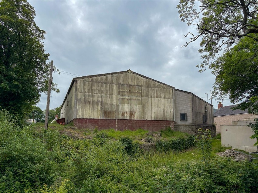 Images for Former Character Kitchens & Bathrooms, Magdelene Street, Haverfordwest EAID:RKLUCASAPI BID:1