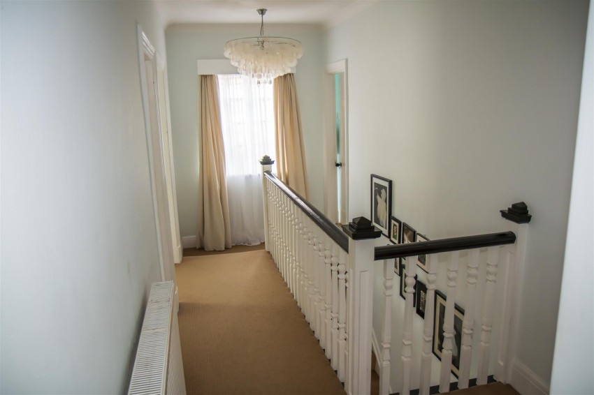Images for 16 Merlins Hill, Haverfordwest EAID:RKLUCASAPI BID:1