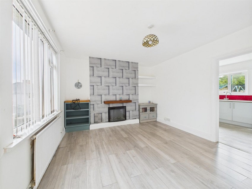 Images for 65 Precelly Place, Milford Haven EAID:RKLUCASAPI BID:1
