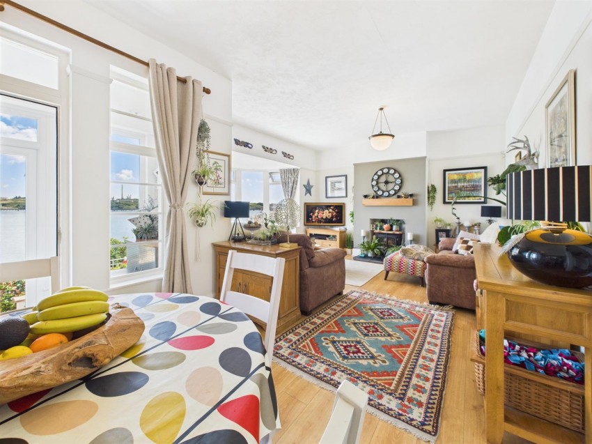 Images for 30 Pointfields Crescent, Hakin, Milford Haven EAID:RKLUCASAPI BID:1