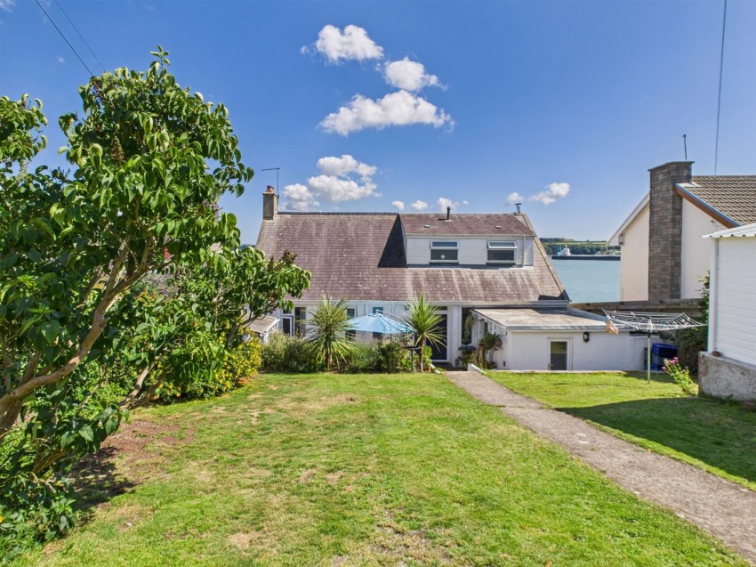 Images for 30 Pointfields Crescent, Hakin, Milford Haven EAID:RKLUCASAPI BID:1