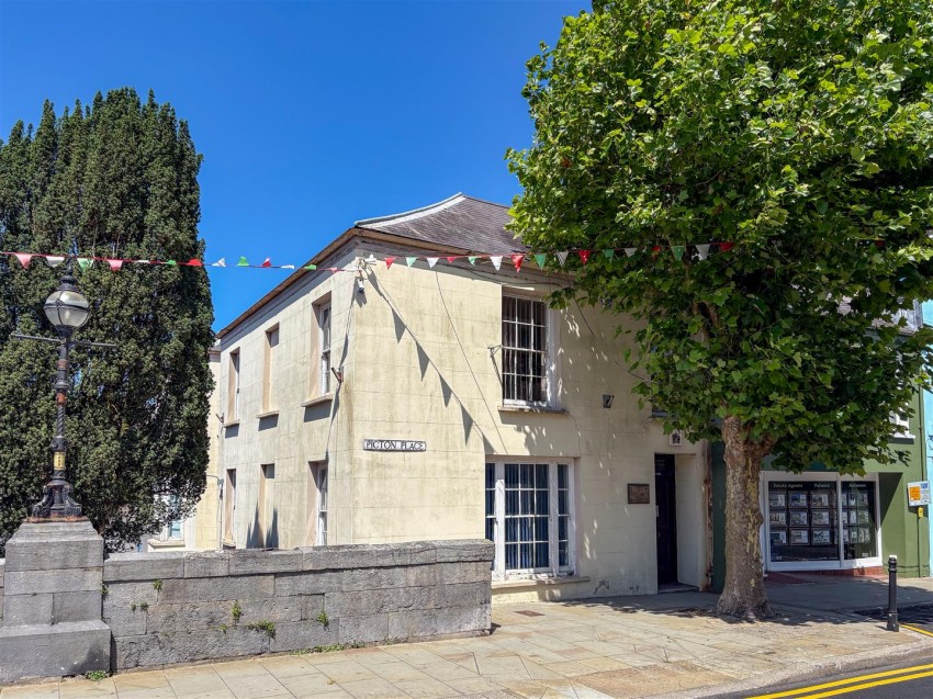 Images for 2 Picton Place, Haverfordwest EAID:RKLUCASAPI BID:1
