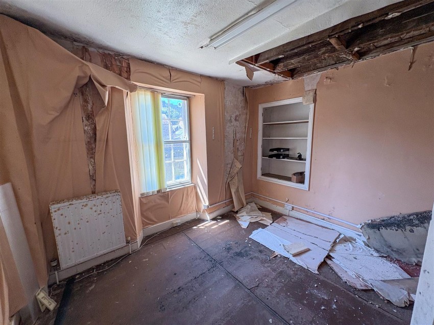 Images for 2 Picton Place, Haverfordwest EAID:RKLUCASAPI BID:1
