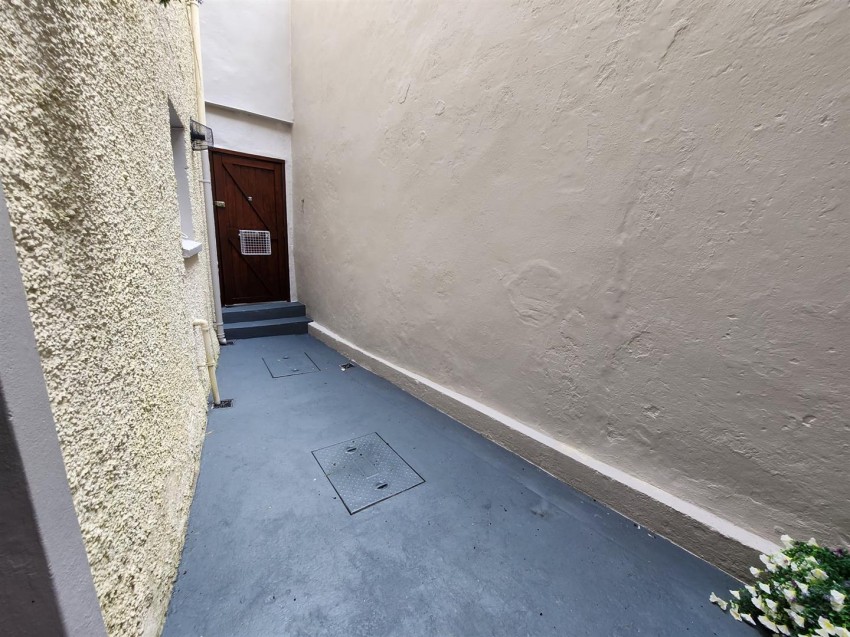Images for Dark Street, Haverfordwest EAID:RKLUCASAPI BID:1