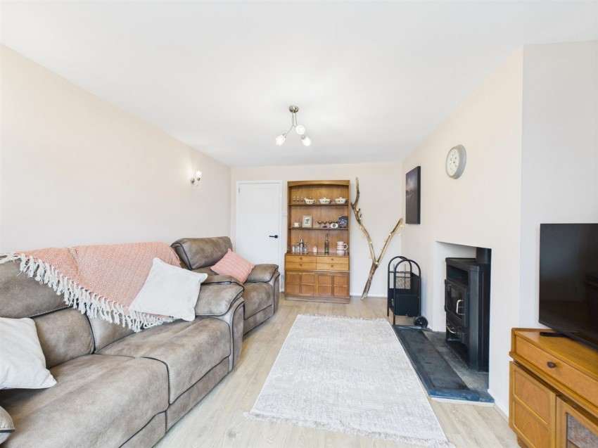 Images for 19 Ael Y Felin, Trefin, Haverfordwest EAID:RKLUCASAPI BID:1