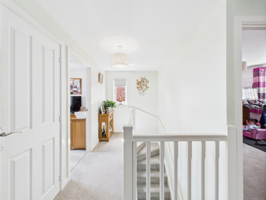 Images for 100 Tasker Way, Haverfordwest EAID:RKLUCASAPI BID:1