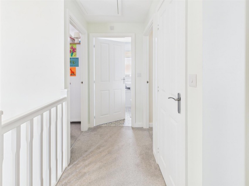 Images for 100 Tasker Way, Haverfordwest EAID:RKLUCASAPI BID:1