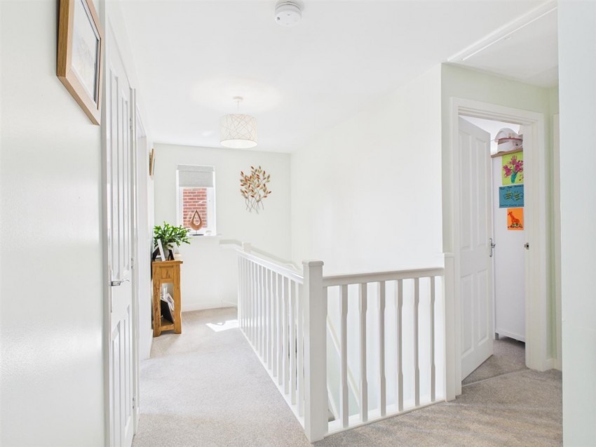 Images for 100 Tasker Way, Haverfordwest EAID:RKLUCASAPI BID:1
